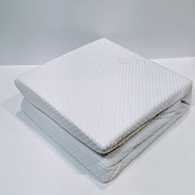 Load image into Gallery viewer, Mattress Cover Protector | Waterproof, Breathable, Hypo-allergic, Deep Pocket