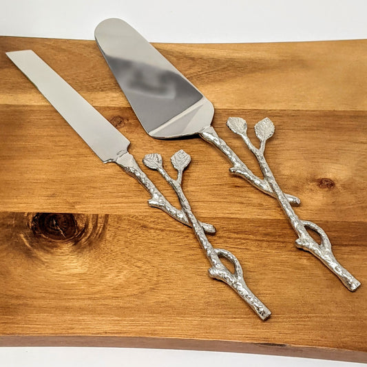 Silver Leaf cake serving set in 18/10 stainless steel with a silver vine handle
